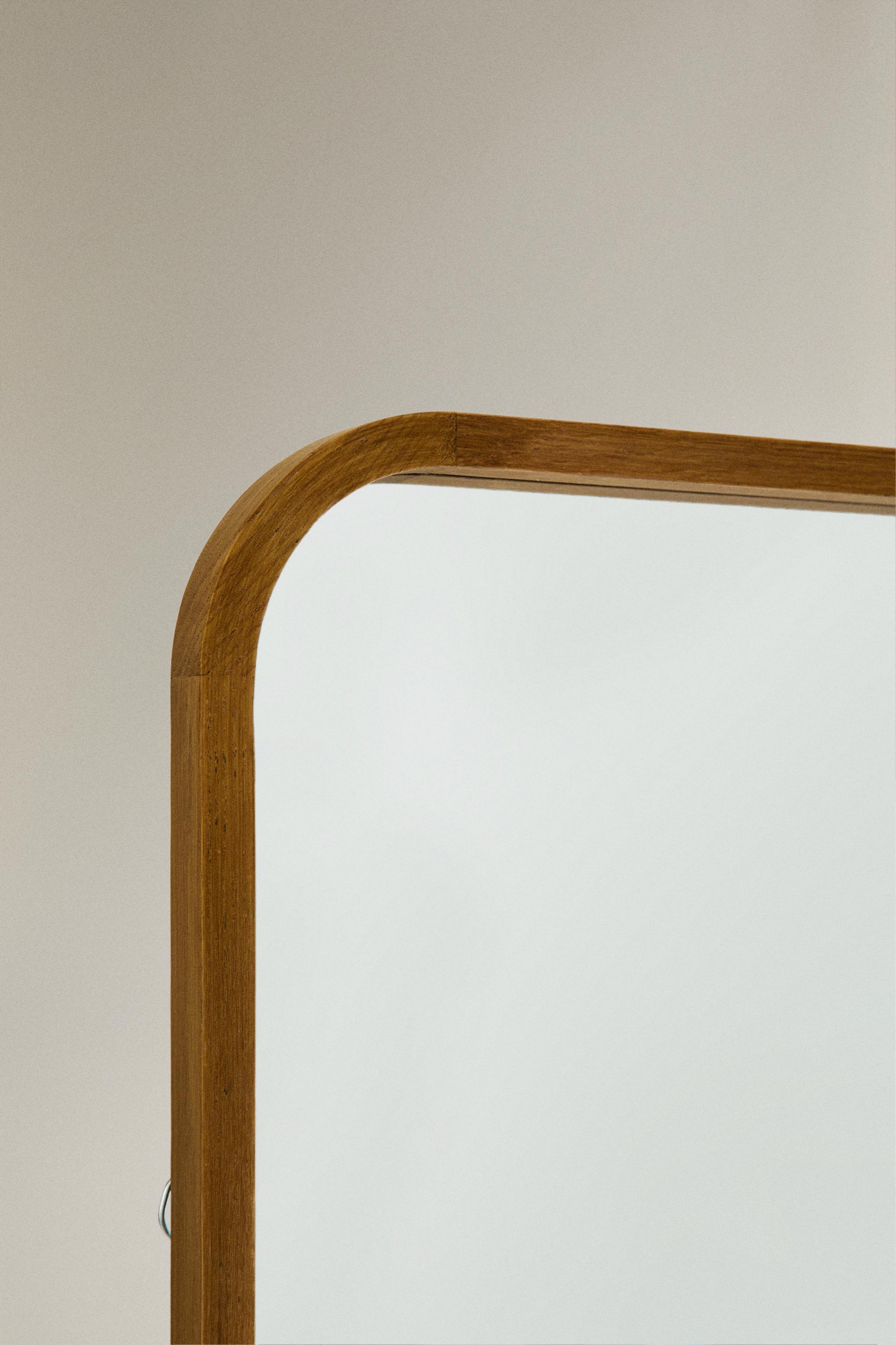 MIROIR SUR PIED CADRE ARRONDI GRAND